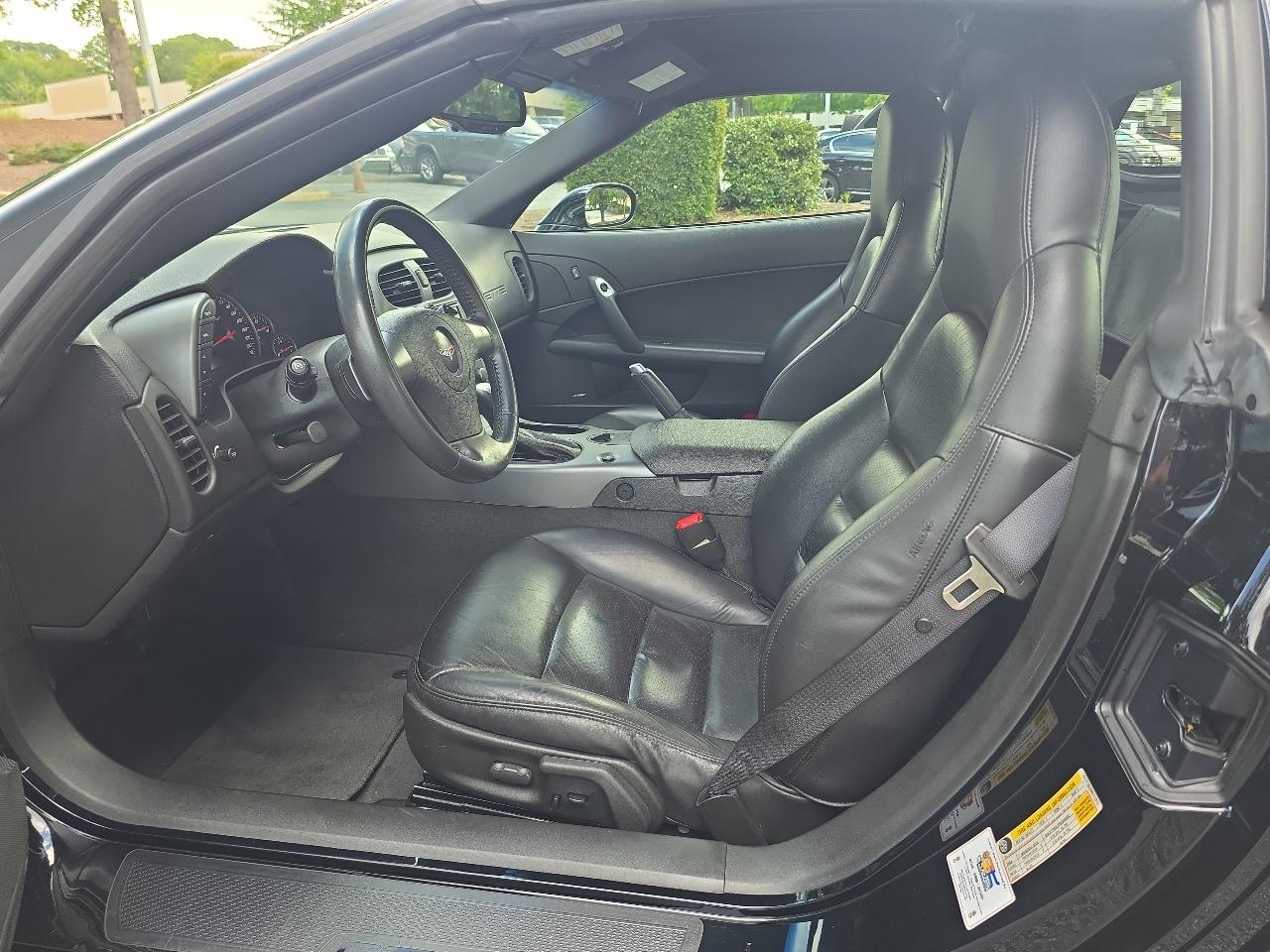 Chevrolet Corvette 2dr Cpe 2006