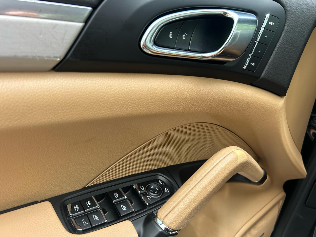 Porsche Cayenne S AWD 2017