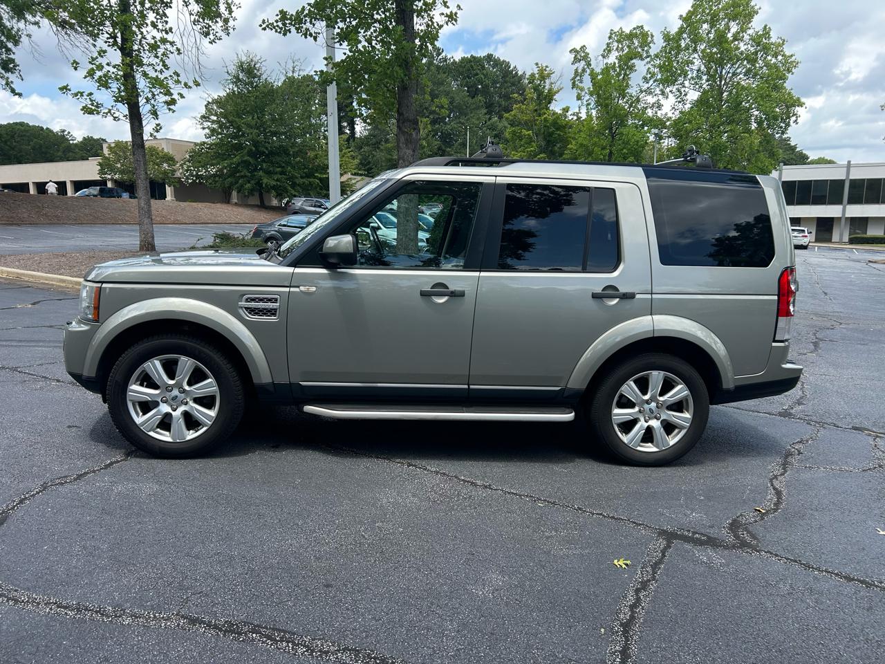 Land Rover LR4 4WD 4dr LUX 2013