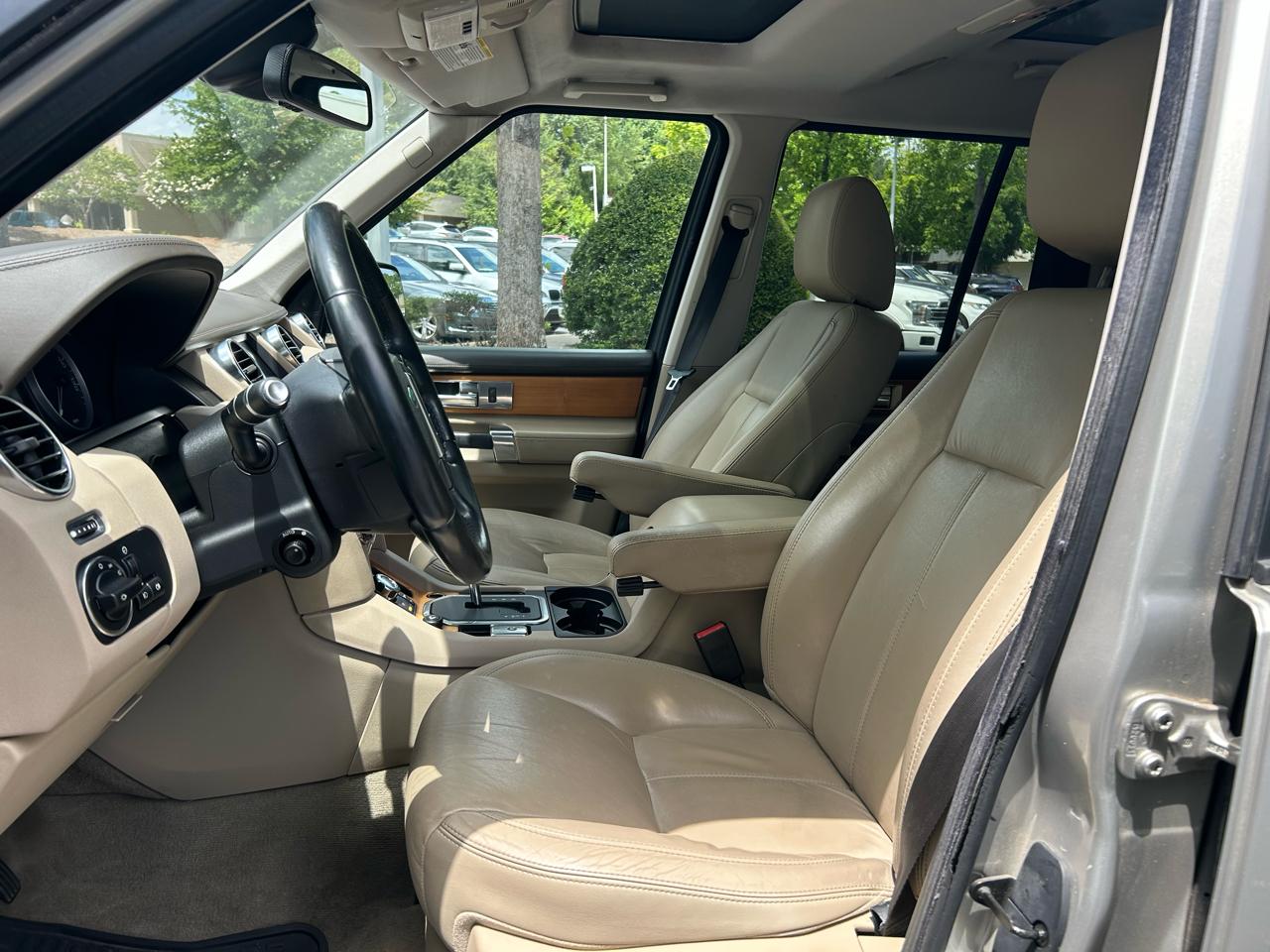 Land Rover LR4 4WD 4dr LUX 2013