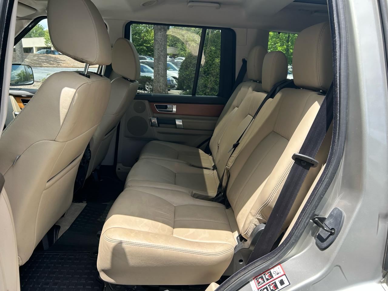Land Rover LR4 4WD 4dr LUX 2013