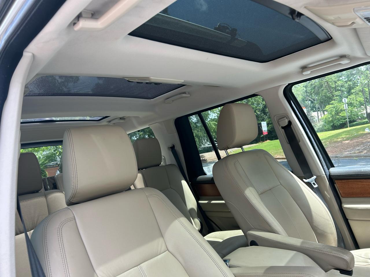 Land Rover LR4 4WD 4dr LUX 2013