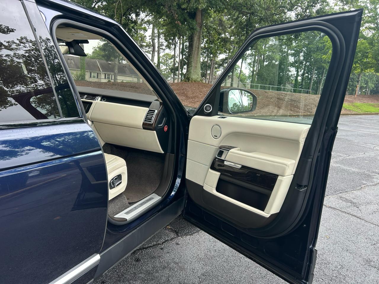 Land Rover Range Rover 4WD 4dr Supercharged LWB 2015