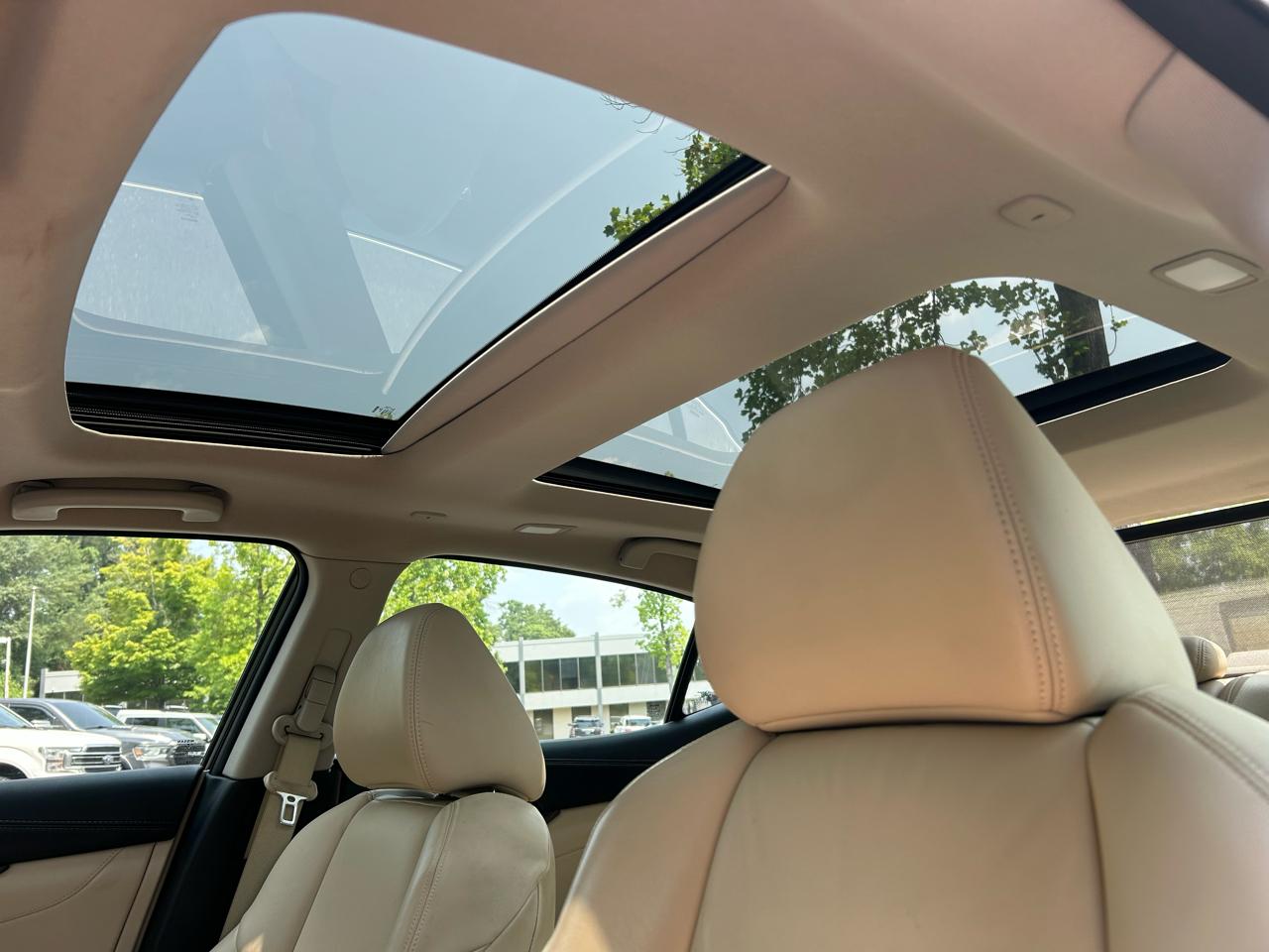 Nissan Maxima 4dr Sdn 3.5 Platinum 2016