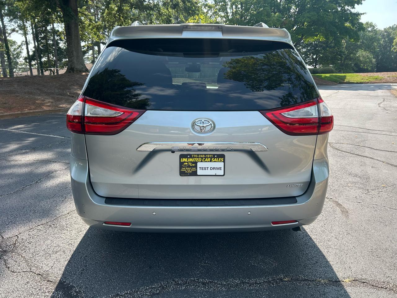 Toyota Sienna Limited Premium FWD 7-Passenger (Natl) 2019