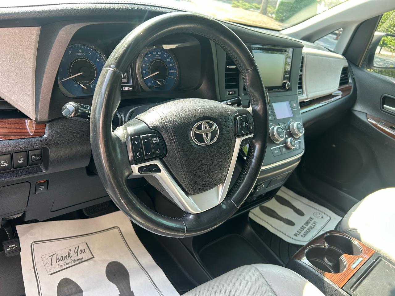 Toyota Sienna Limited Premium FWD 7-Passenger (Natl) 2019