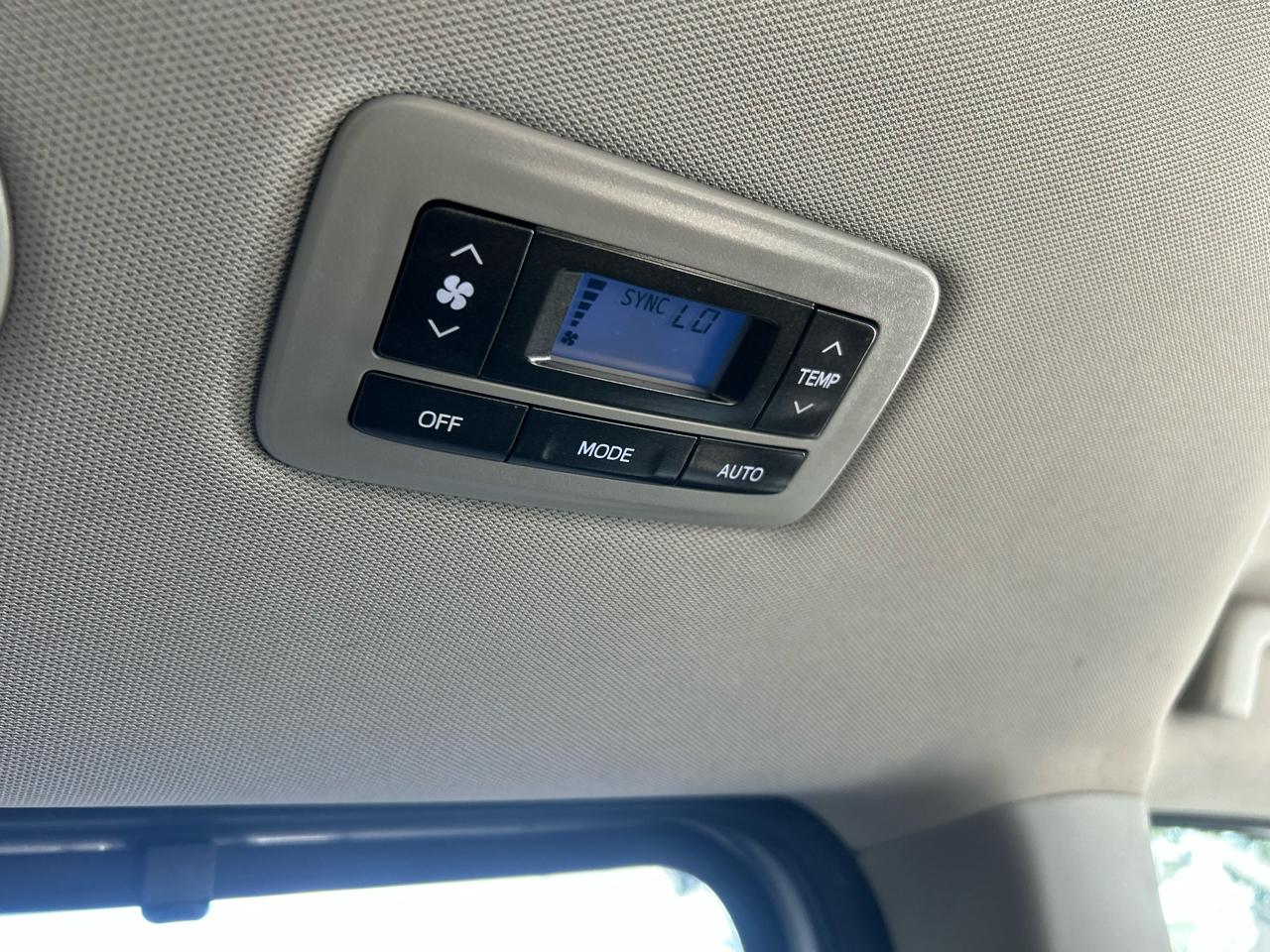 Toyota Sienna Limited Premium FWD 7-Passenger (Natl) 2019