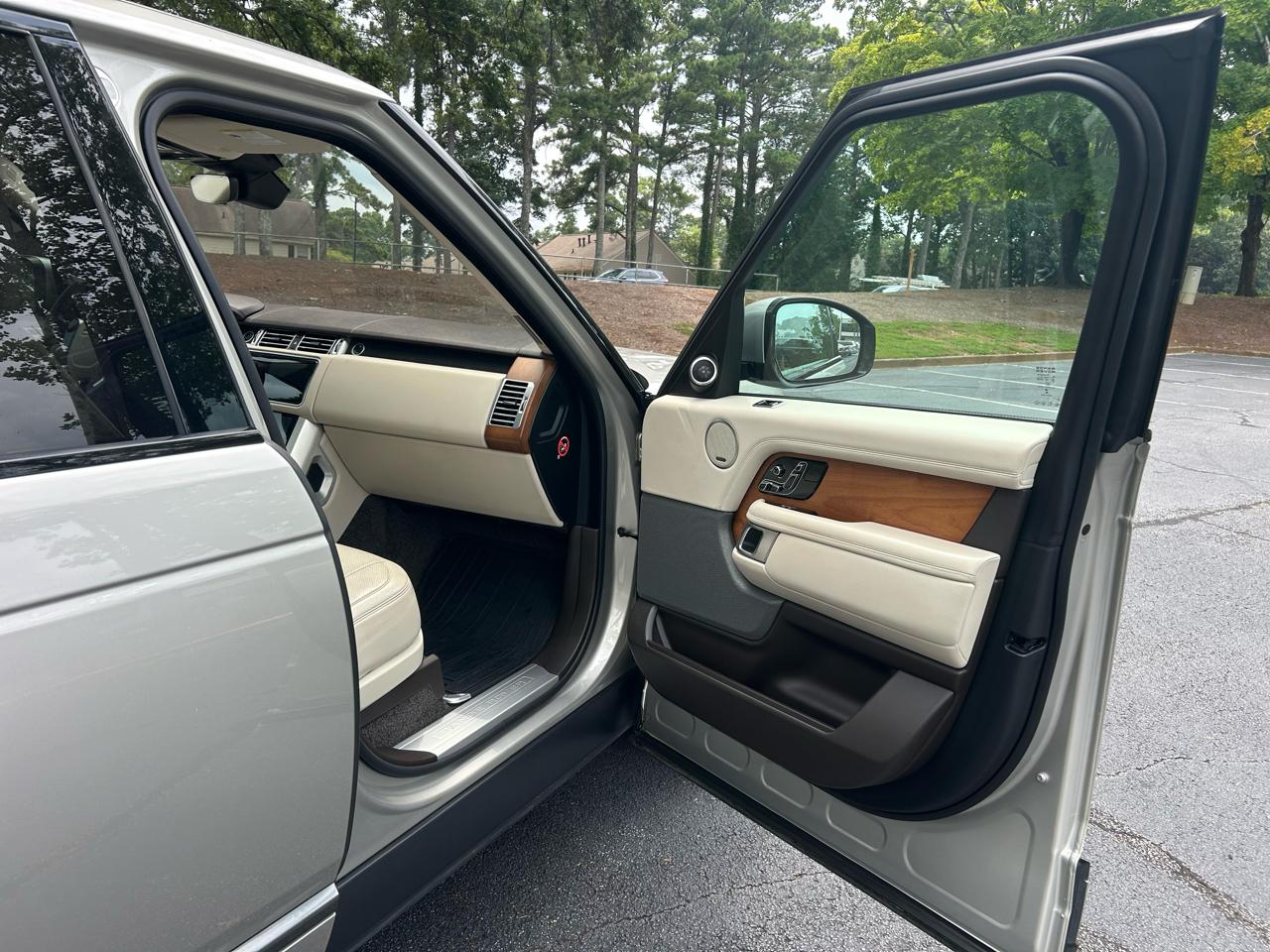 Land Rover Range Rover V6 Supercharged HSE SWB 2018