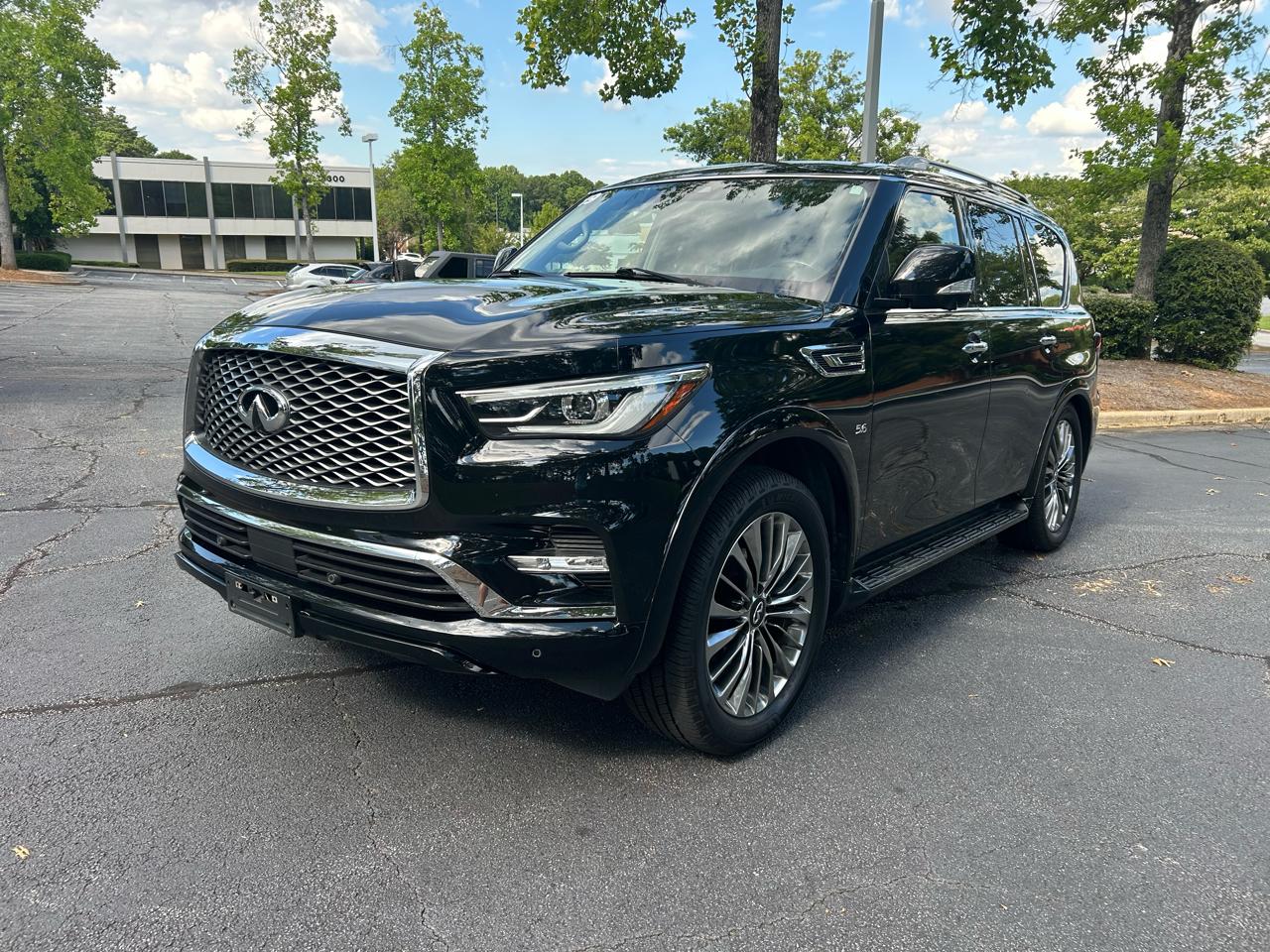 Infiniti QX80 LUXE AWD 2019