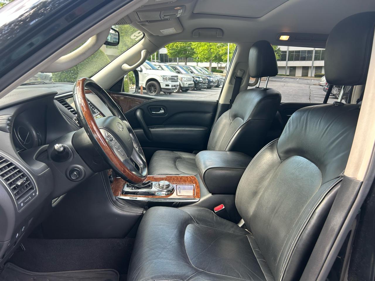 Infiniti QX80 LUXE AWD 2019