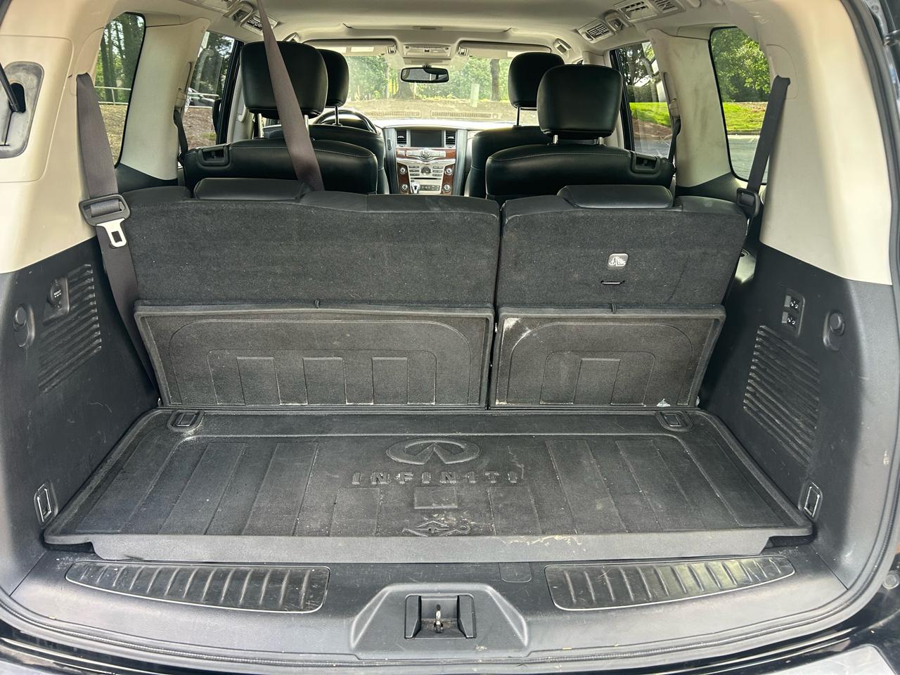 Infiniti QX80 LUXE AWD 2019