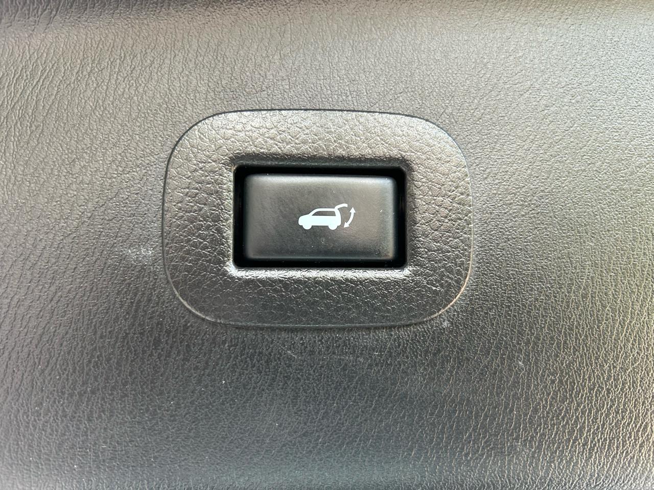 Infiniti QX80 LUXE AWD 2019