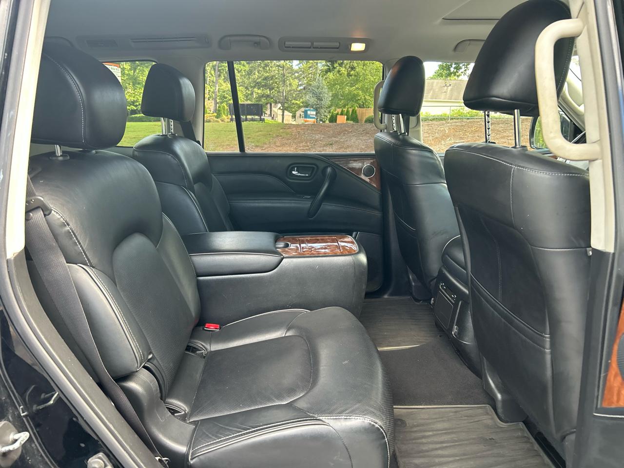 Infiniti QX80 LUXE AWD 2019