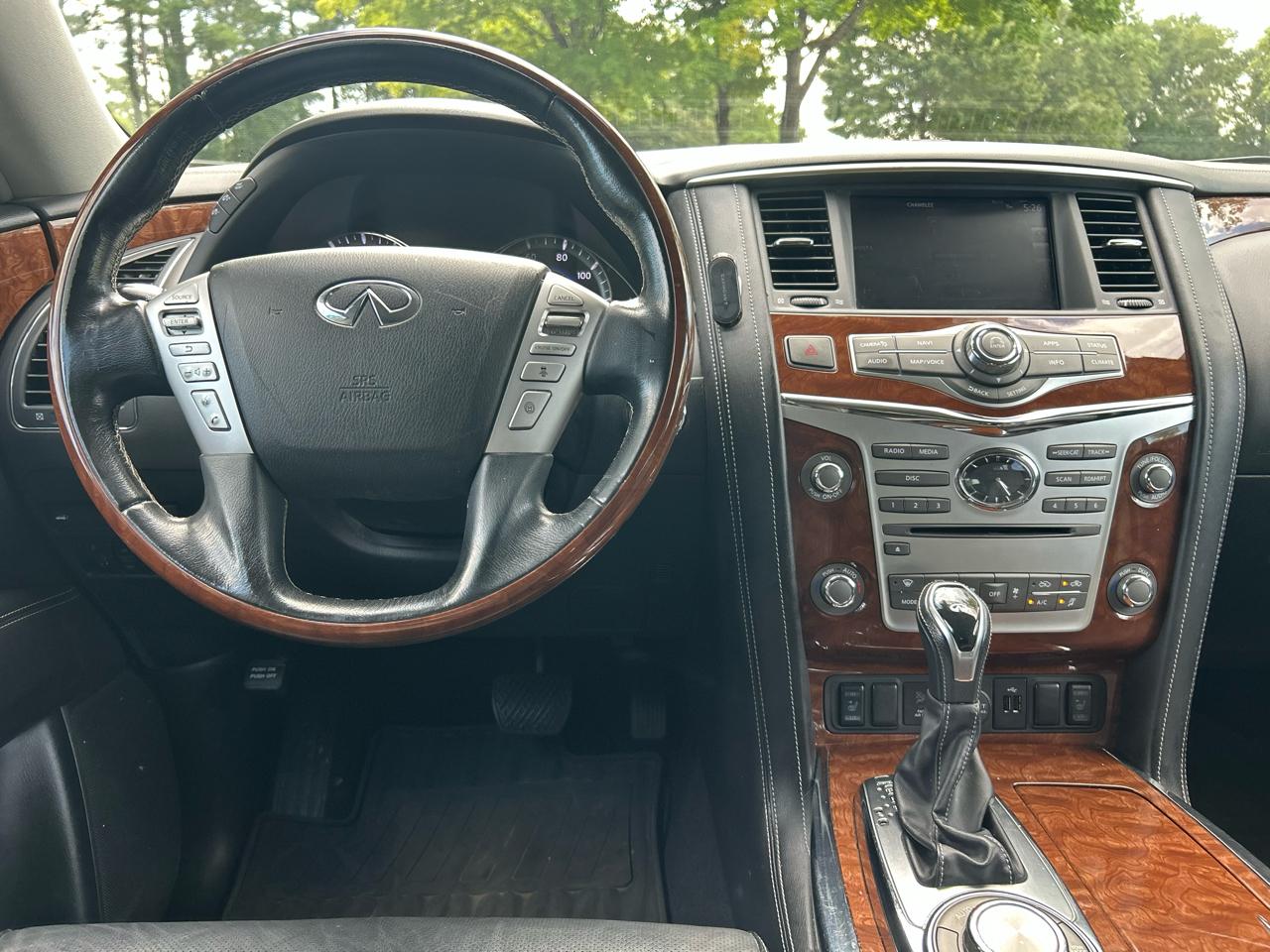 Infiniti QX80 LUXE AWD 2019
