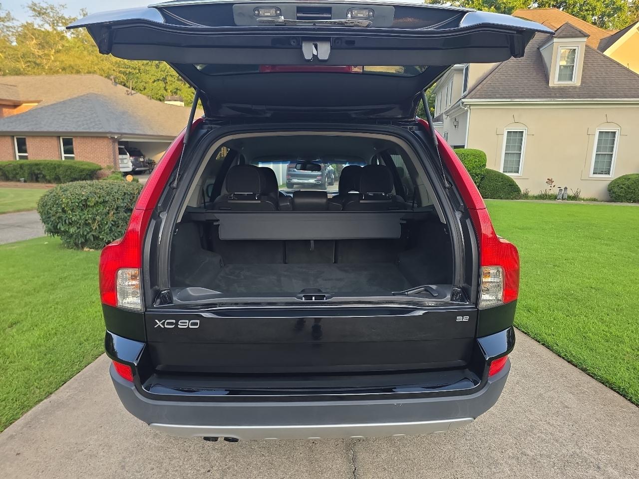 Volvo XC90 FWD 4dr I6 2008
