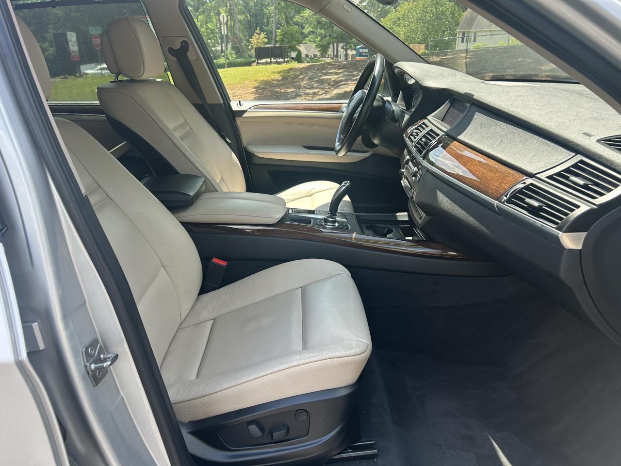 BMW X5 AWD 4dr 35i 2012