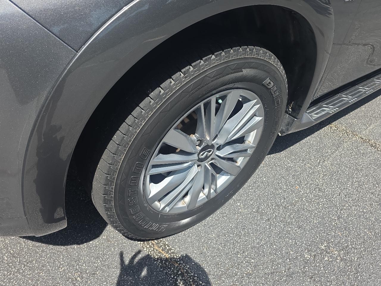Infiniti QX80 LUXE AWD 2019
