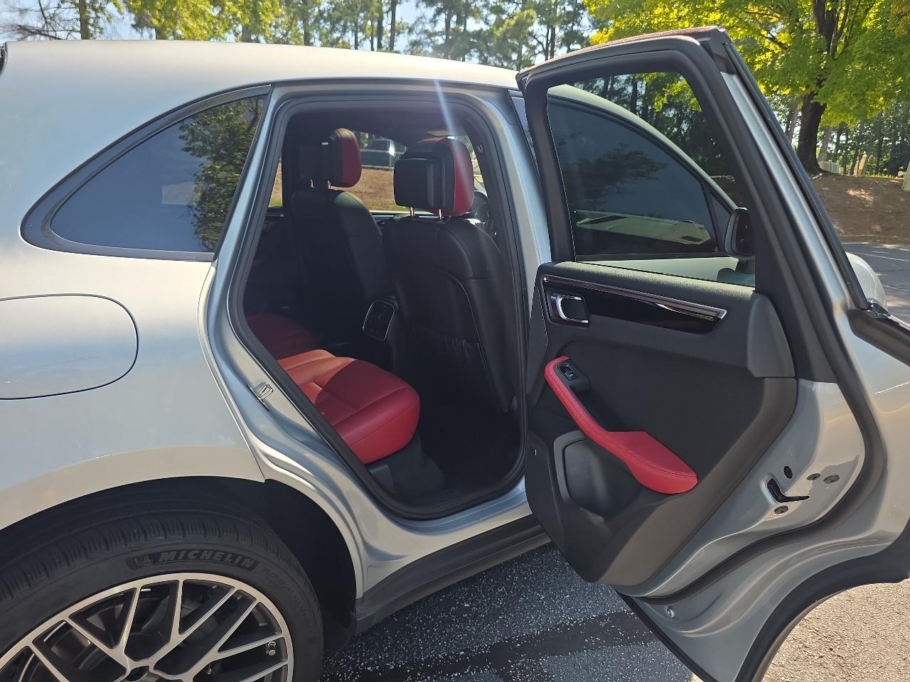 Porsche Macan S AWD 2019