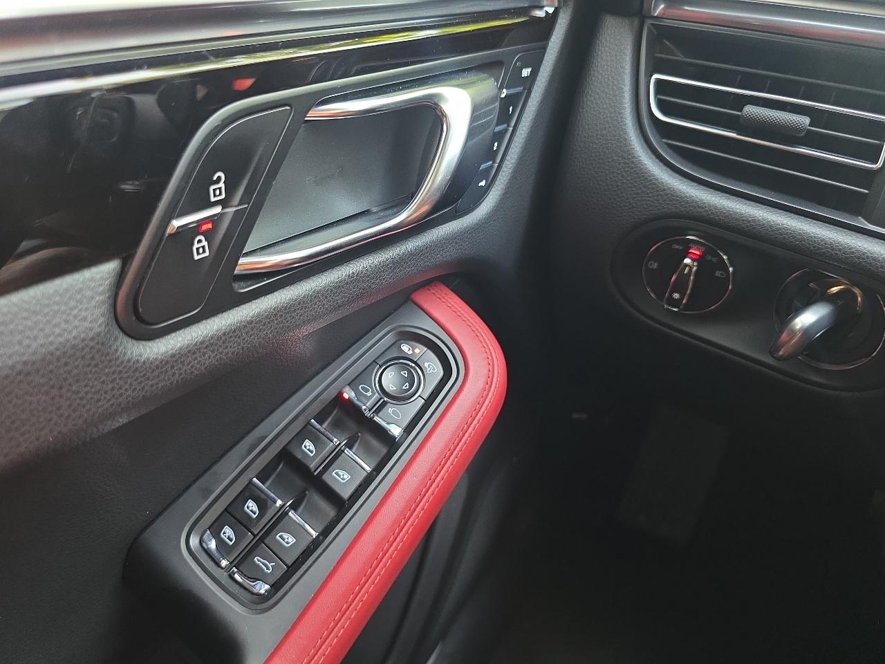 Porsche Macan S AWD 2019