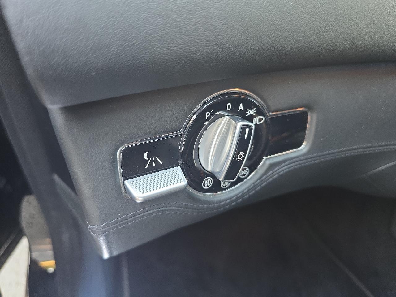 Mercedes-Benz CL-Class 2dr Cpe 5.5L V12 2008
