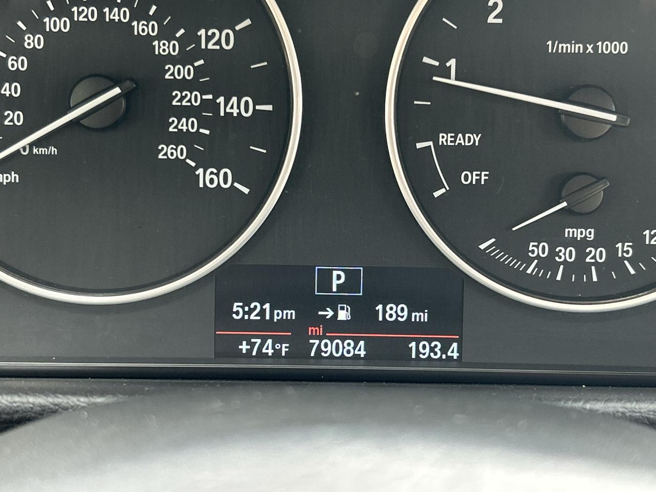 BMW 3 Series 4dr Sdn 320i RWD 2015