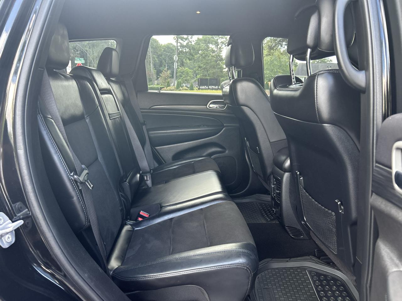 Jeep Grand Cherokee Laredo X 4x4 2021
