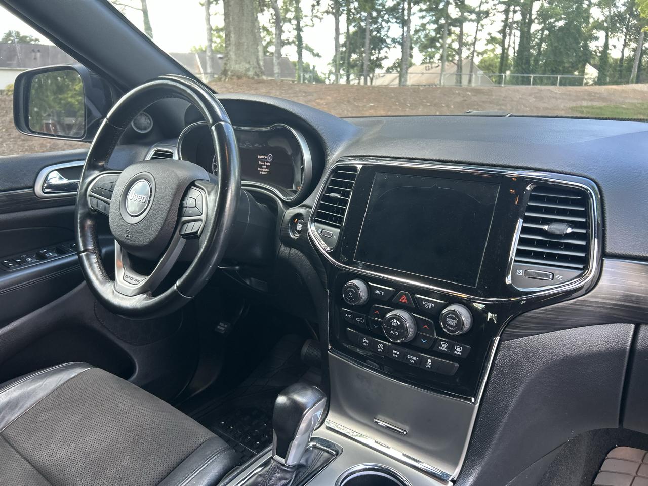 Jeep Grand Cherokee Laredo X 4x4 2021
