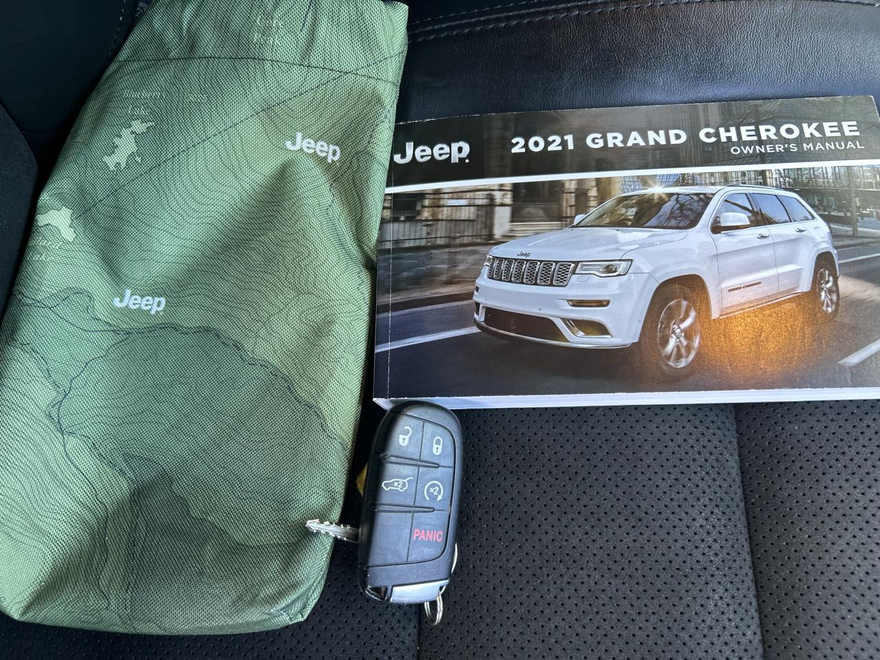 Jeep Grand Cherokee Laredo X 4x4 2021