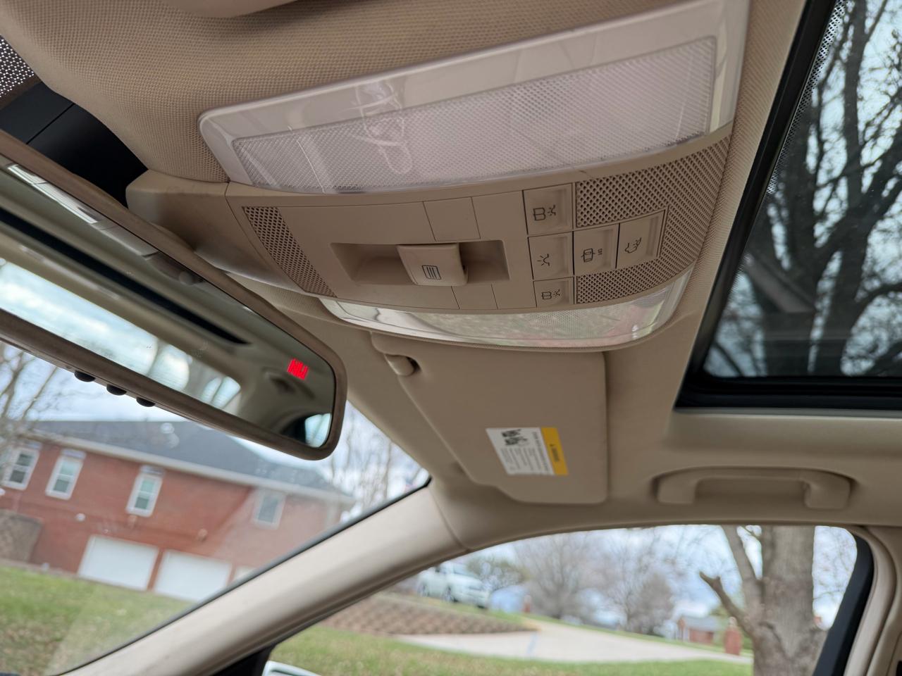 Mercedes-Benz C-Class C300 4MATIC Sport Sedan 2011