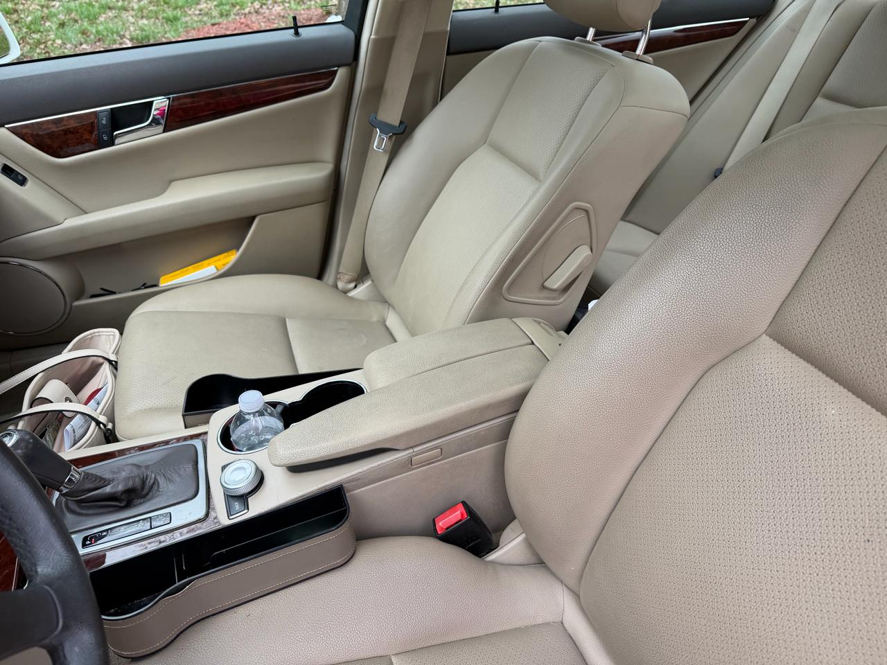 Mercedes-Benz C-Class C300 4MATIC Sport Sedan 2011