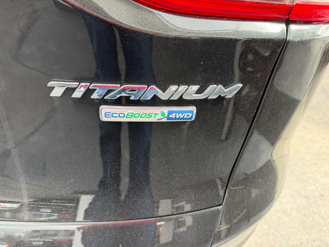 Ford Escape Titanium 4WD 2015