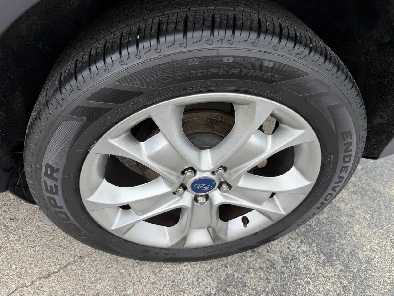 Ford Escape Titanium 4WD 2015