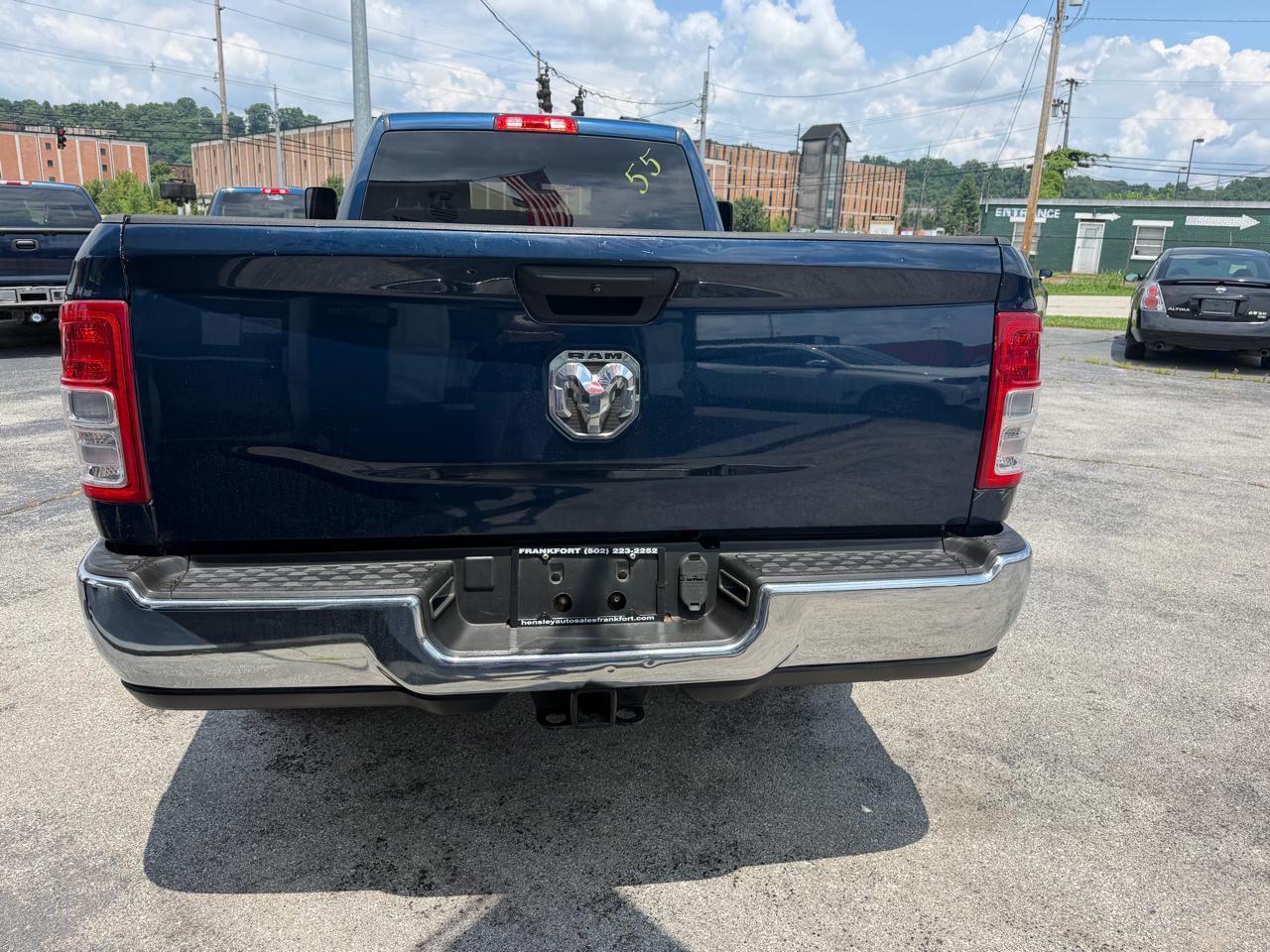 RAM 2500 Tradesman Crew Cab LWB 2WD 2022