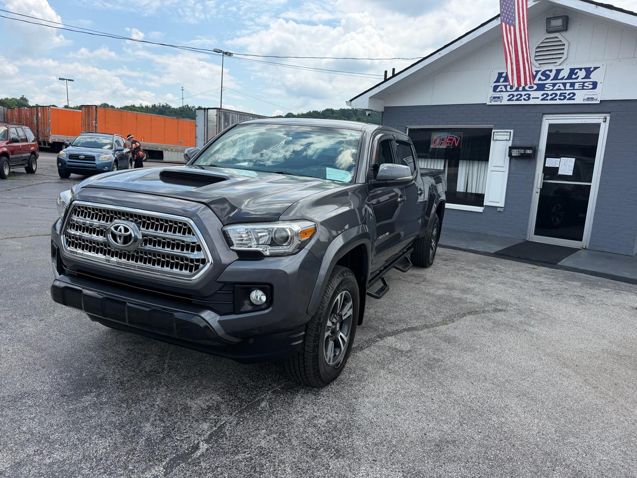 Toyota Tacoma SR5 Double Cab Super Long Bed V6 6AT 4WD 2017