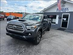 2017 Toyota Tacoma 