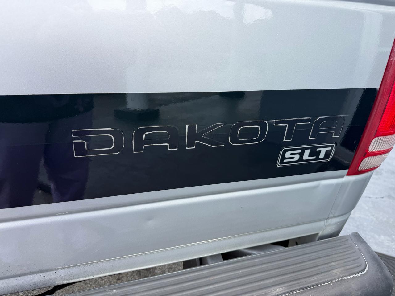 Dodge Dakota SLT Quad Cab 4WD 2004