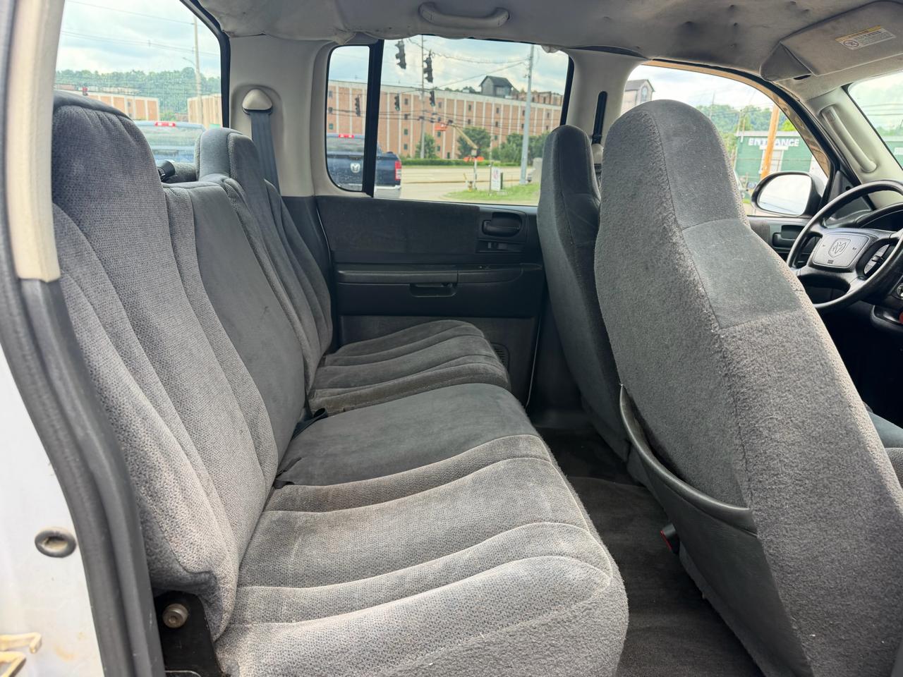 Dodge Dakota SLT Quad Cab 4WD 2004