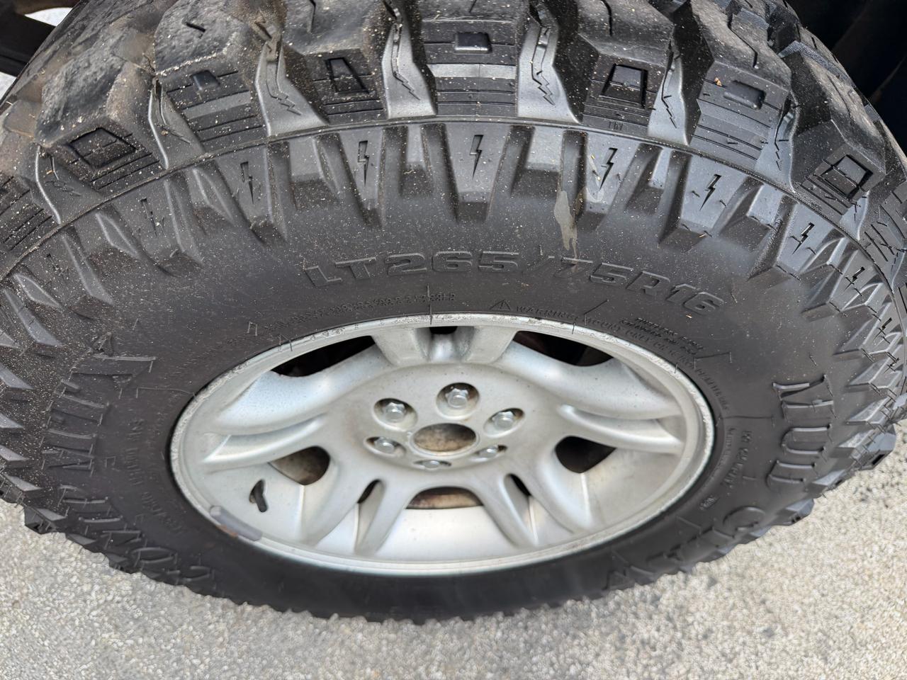 Dodge Dakota SLT Quad Cab 4WD 2004