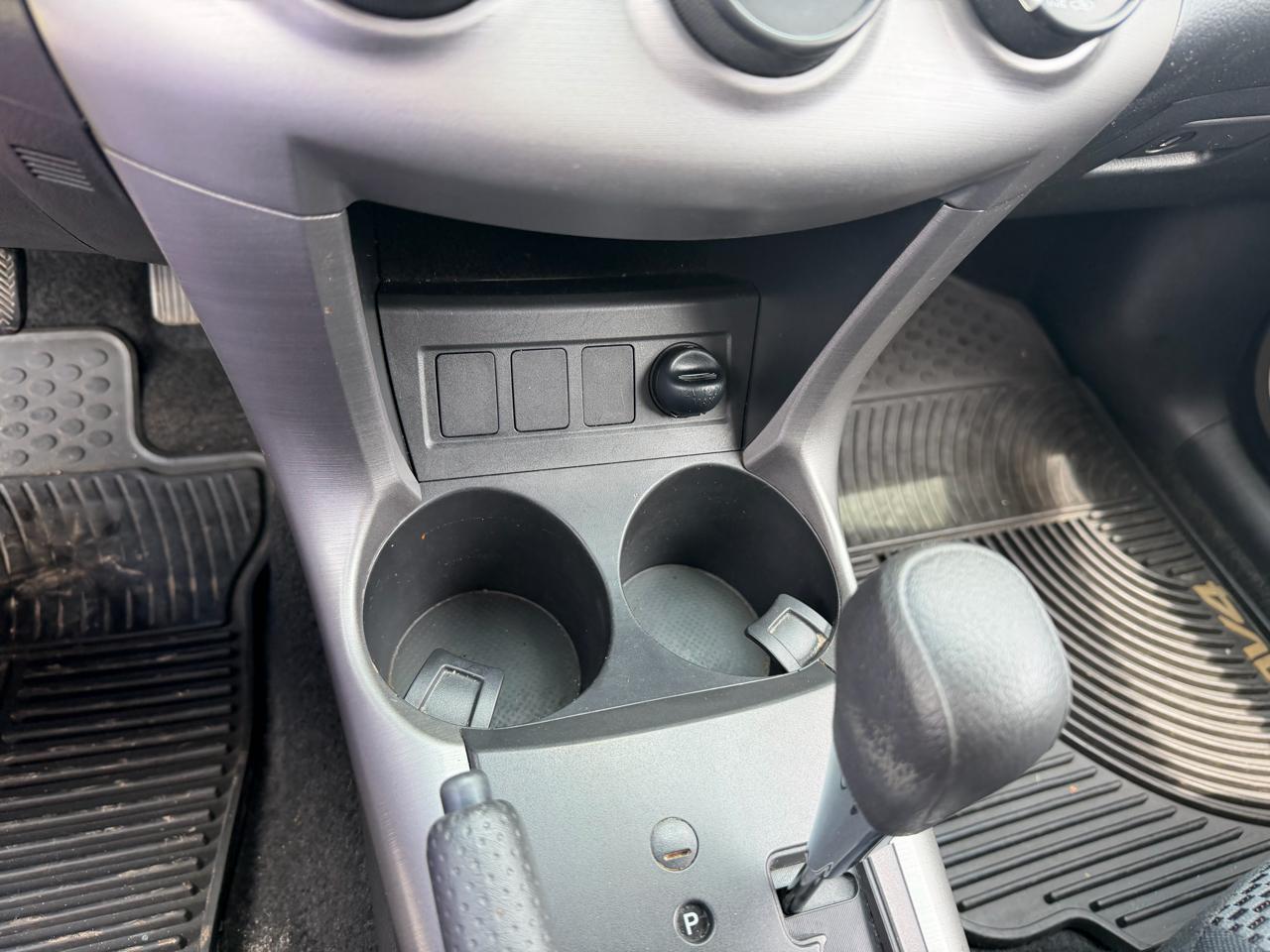 Toyota RAV4 Sport I4 4WD 2007