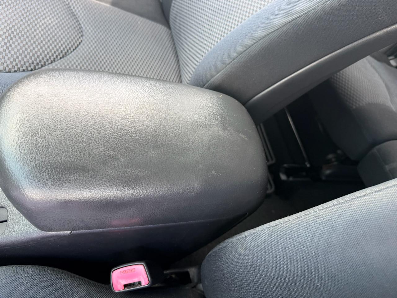 Toyota RAV4 Sport I4 4WD 2007