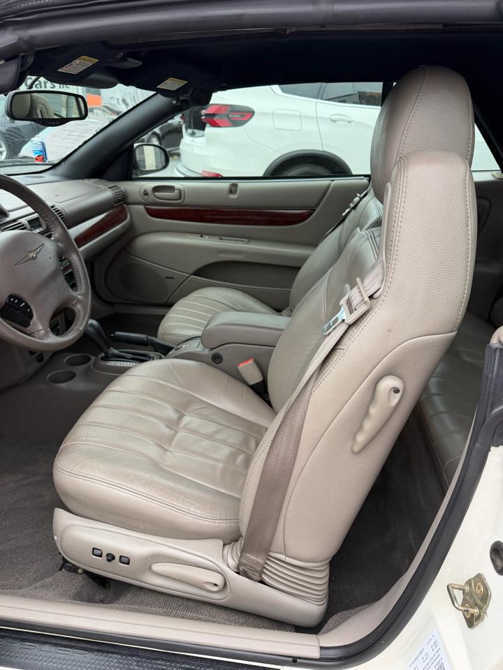 Chrysler Sebring LXi Convertible 2001