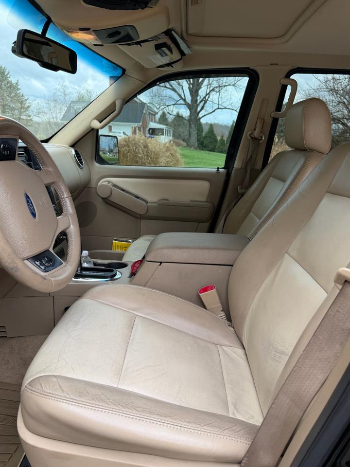 Ford Explorer XLT 4.0L 4WD 2008