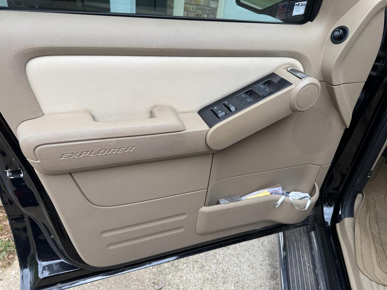 Ford Explorer XLT 4.0L 4WD 2008