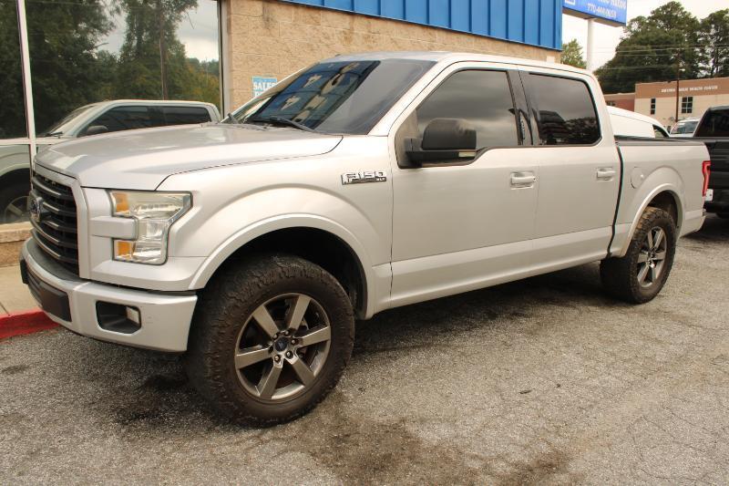 Ford F-150 2WD SuperCrew 157" XLT 2015