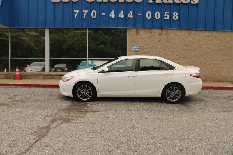 Toyota Camry XLE Auto (Natl) 2017