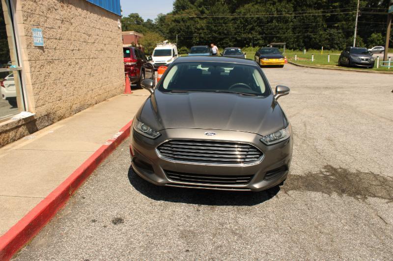 Ford Fusion 4dr Sdn SE FWD 2014