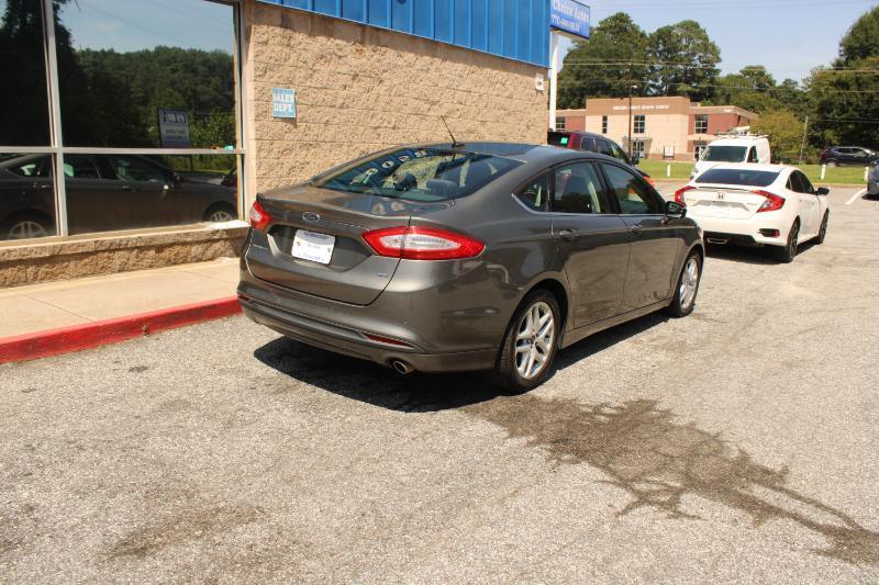 Ford Fusion 4dr Sdn SE FWD 2014