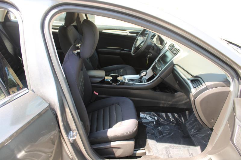 Ford Fusion 4dr Sdn SE FWD 2014