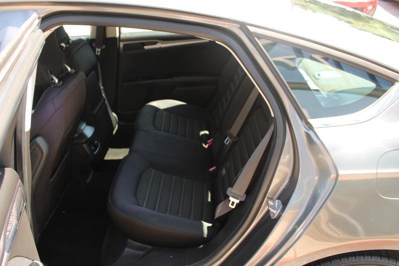Ford Fusion 4dr Sdn SE FWD 2014