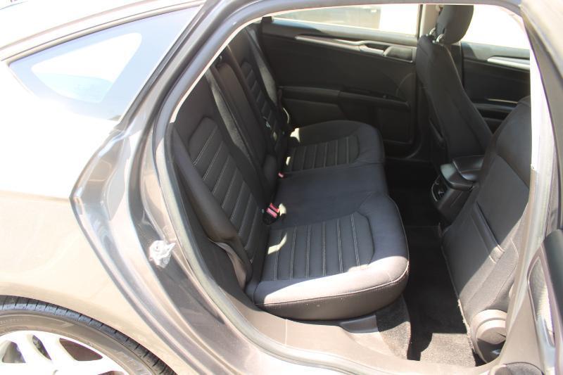 Ford Fusion 4dr Sdn SE FWD 2014